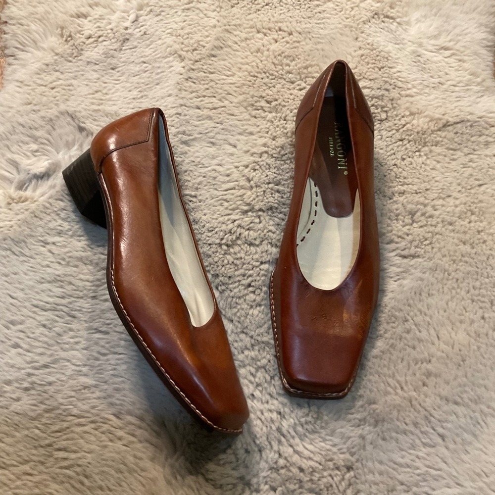 Rangoni Flats Size 6 Brown Cognac Leather Square Toe Low Block Heel Shoes